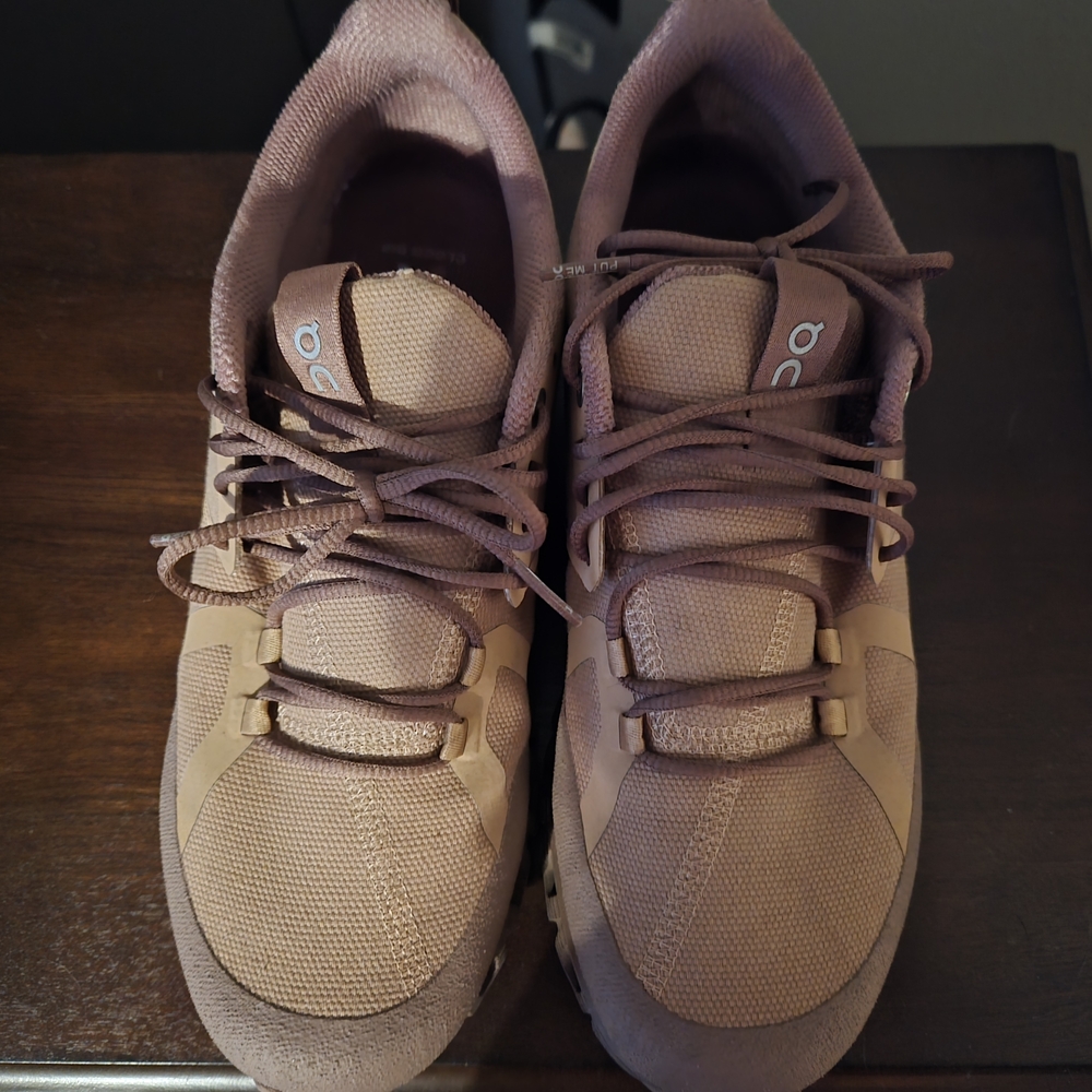 On Running  Sneakers